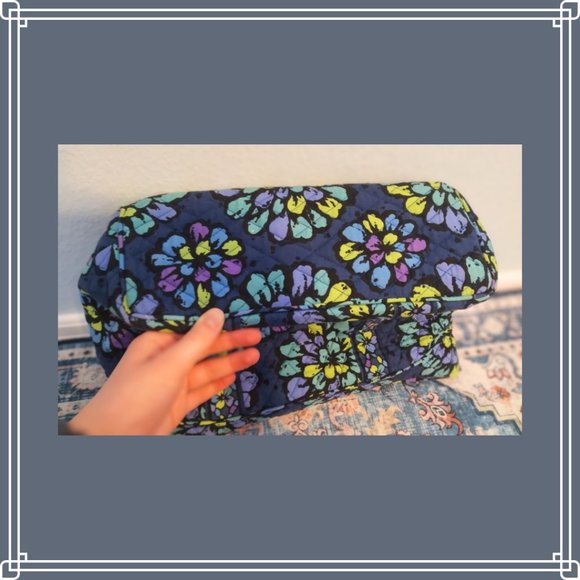 Vera Bradley Small Tote Purse Bag Handbag in Indigo Pop Retired Blue Pattern - Picture 9 of 16